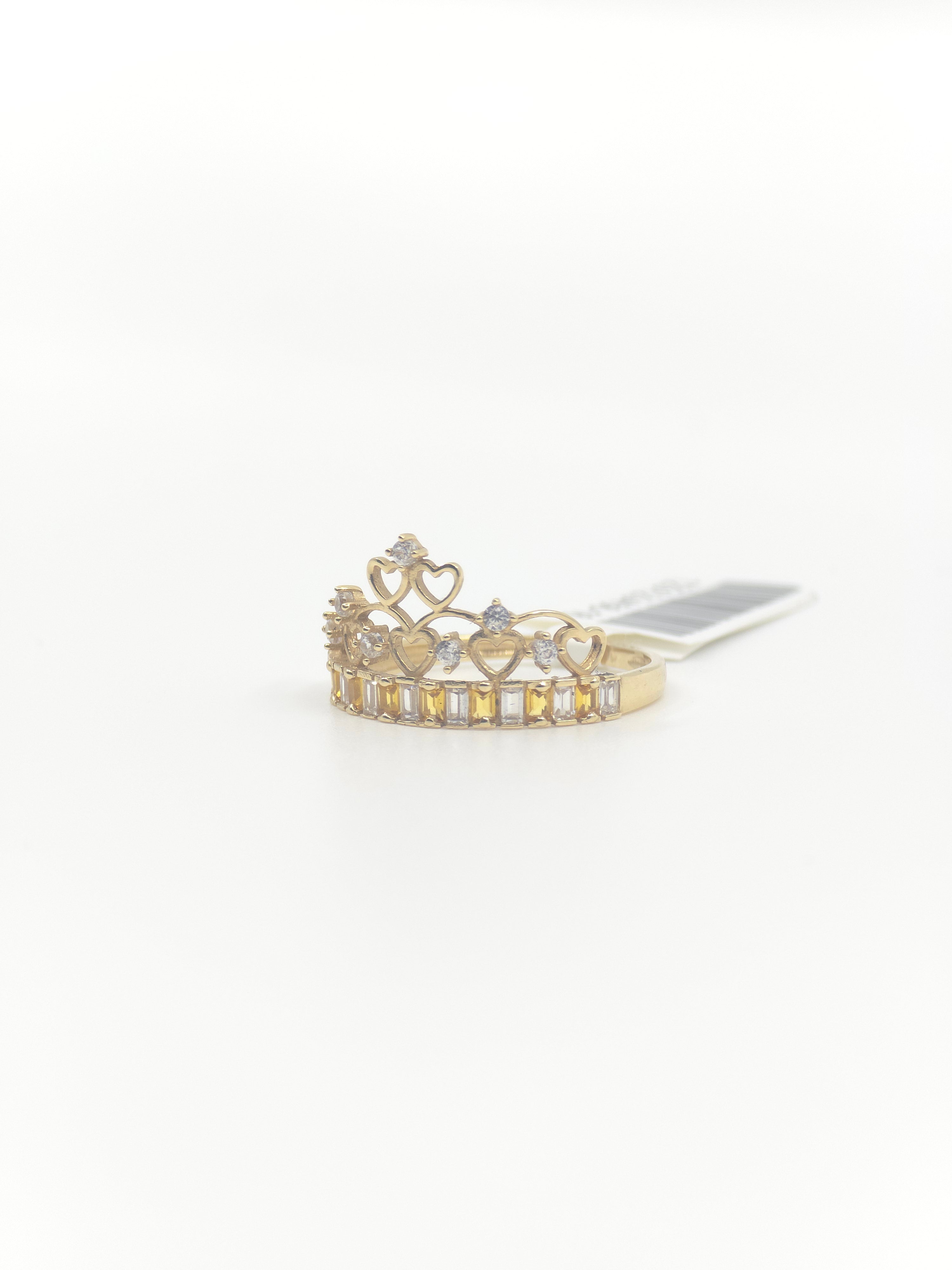 10kt Gold Crown with yellow and white stone.